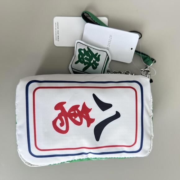 Lesportsac Mahjong Wristlet Clutch NWT - Picture 1 of 5